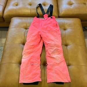 Kids snow pants with suspenders